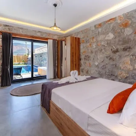 Rose Stone Villa *